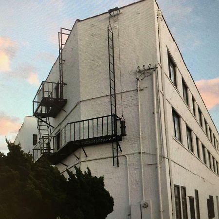 Cabrillo Hotel Torrance Bagian luar foto